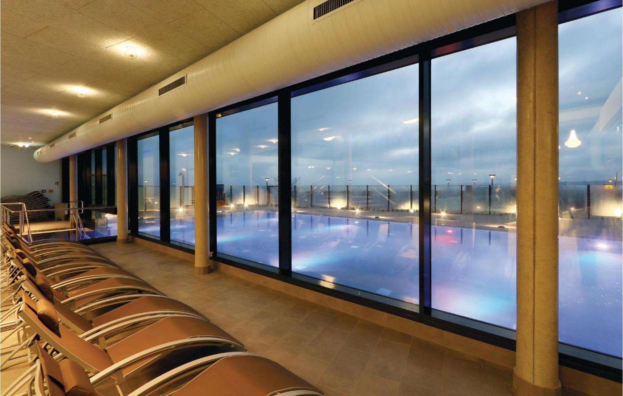 Amazing Apartment In Luebeck Travemuende With Sauna Exteriör bild
