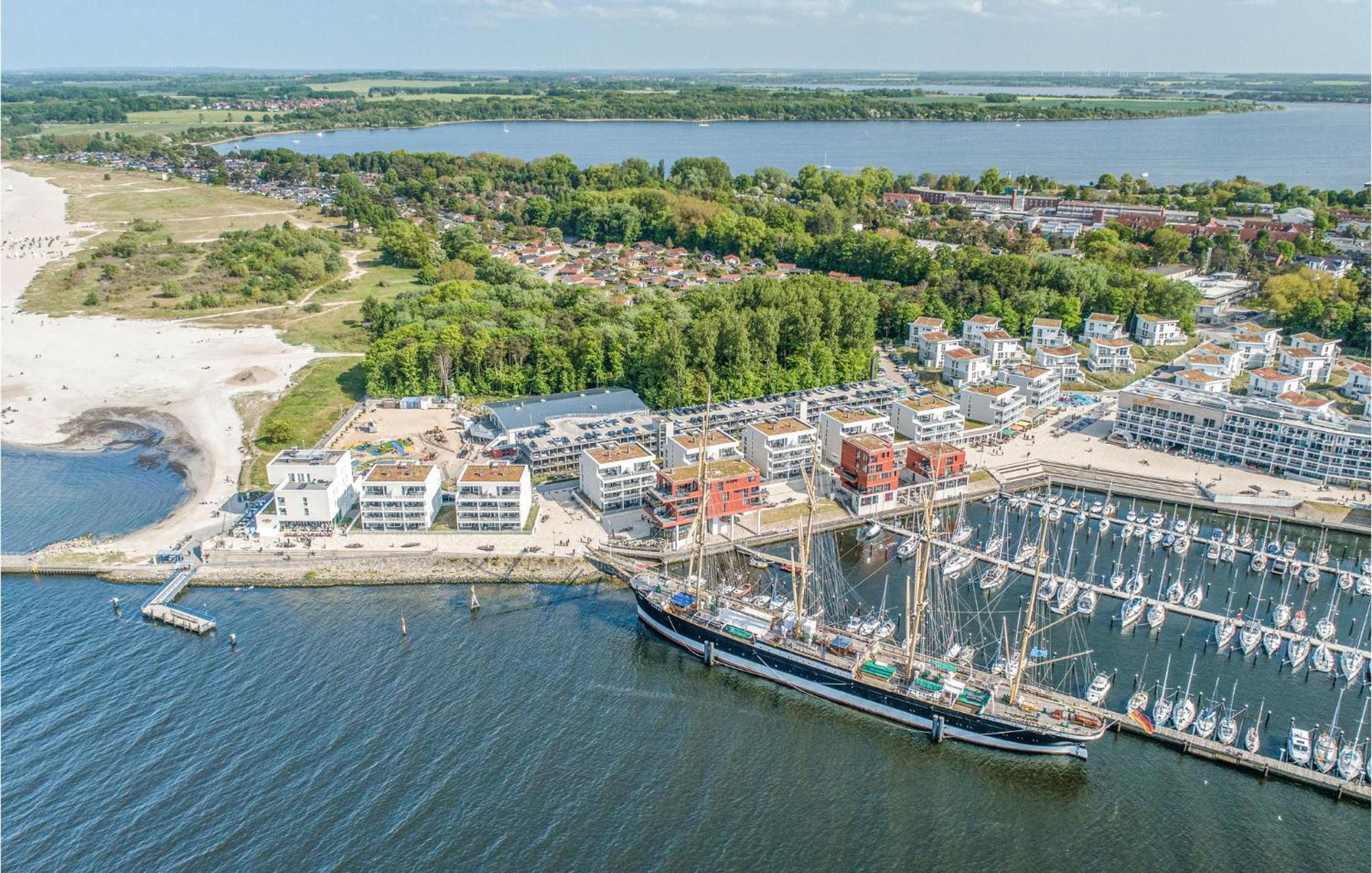 Amazing Apartment In Luebeck Travemuende With Sauna Exteriör bild